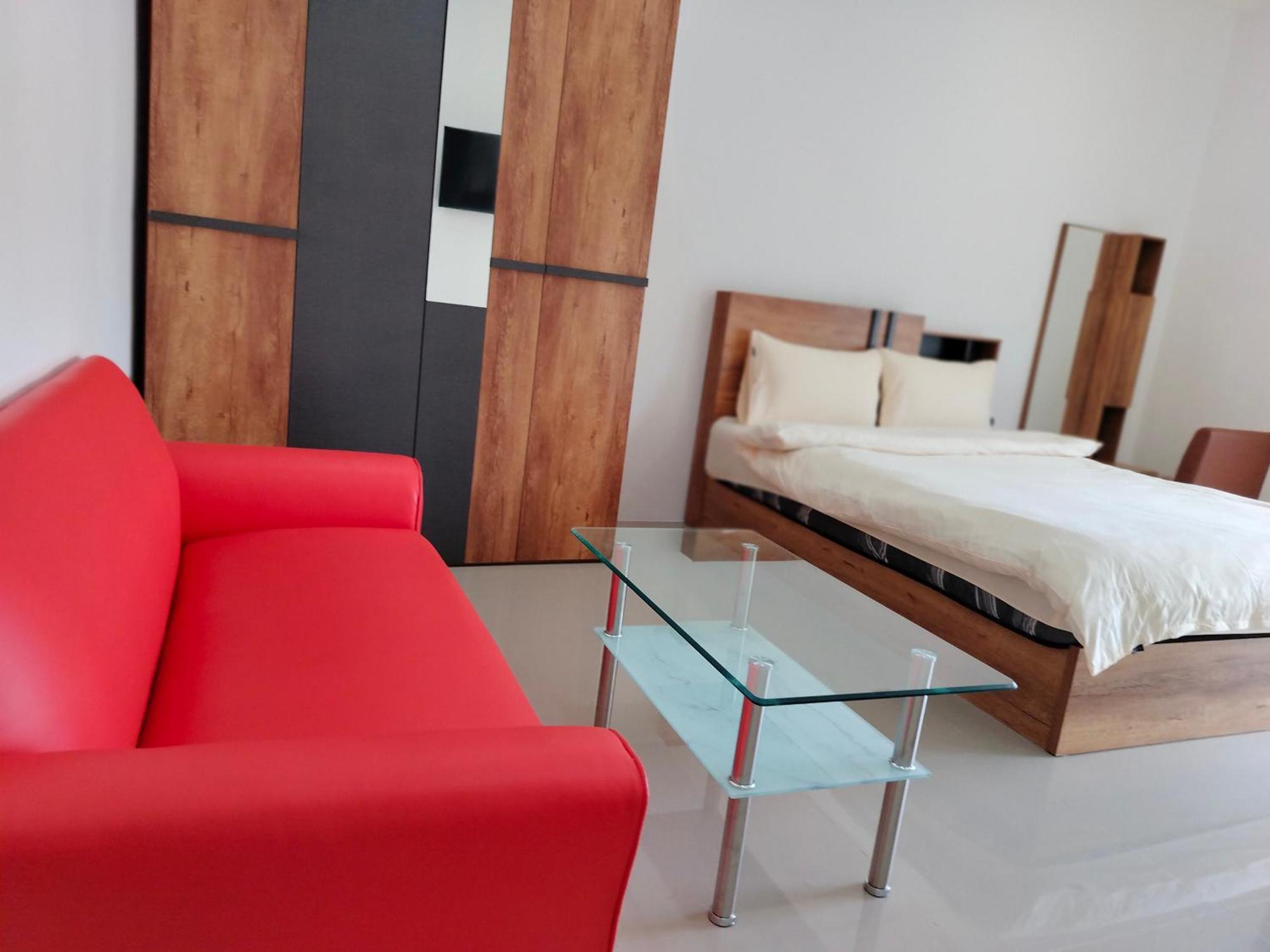 Taxim Residence Boutique Hotel Patong Exteriör bild