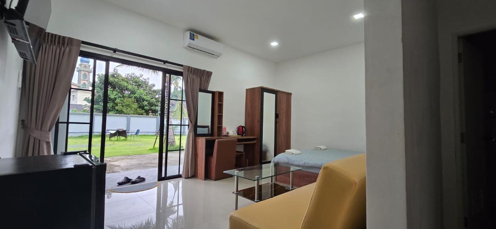 Taxim Residence Boutique Hotel Patong Exteriör bild