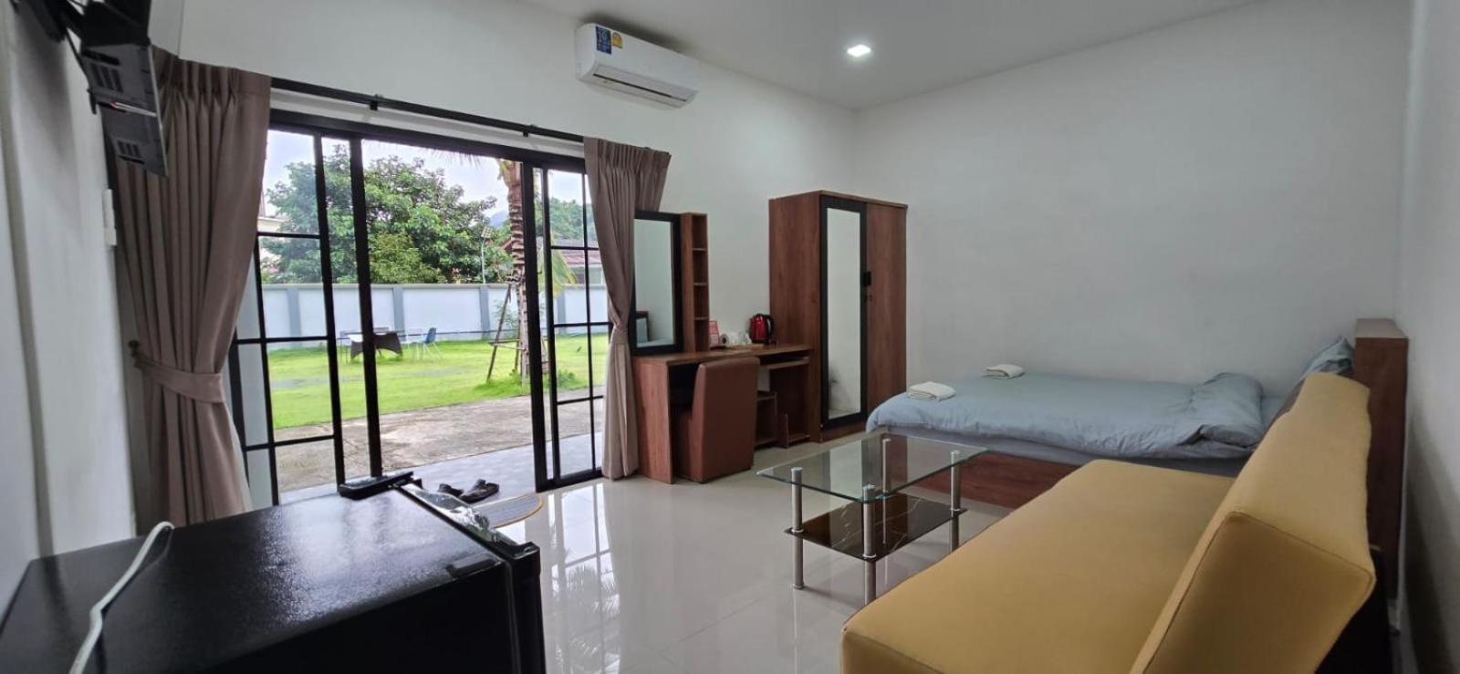 Taxim Residence Boutique Hotel Patong Exteriör bild