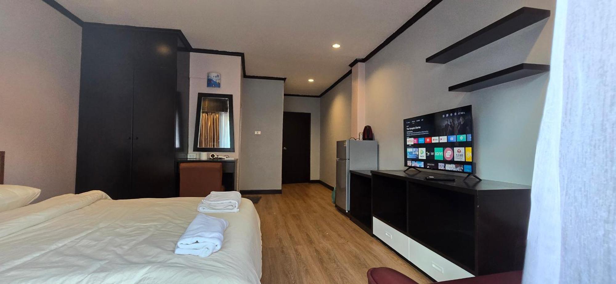 Taxim Residence Boutique Hotel Patong Exteriör bild